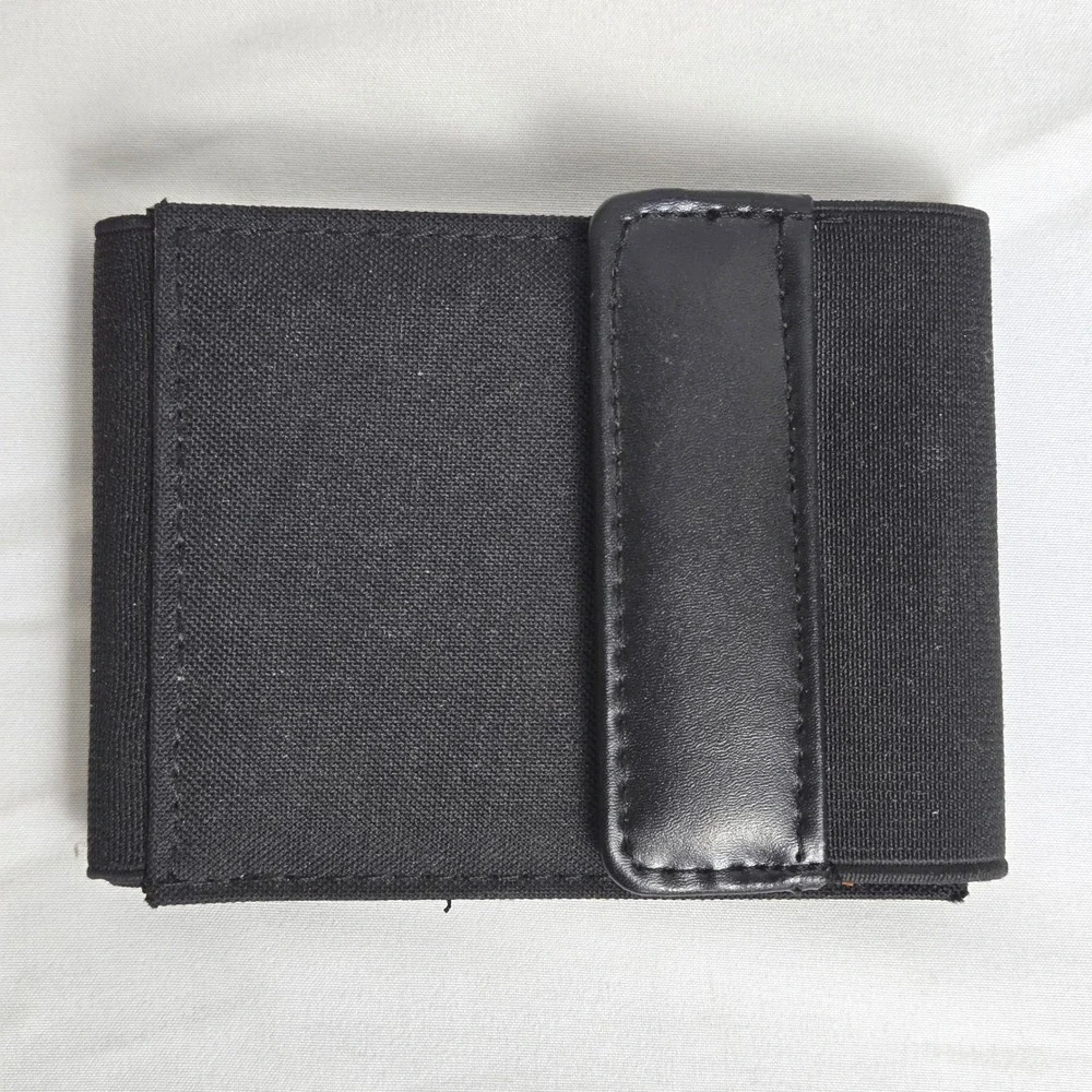 Design by Buxton Black‎ Wallet ID Window Card Slots Hook & Loop Closure